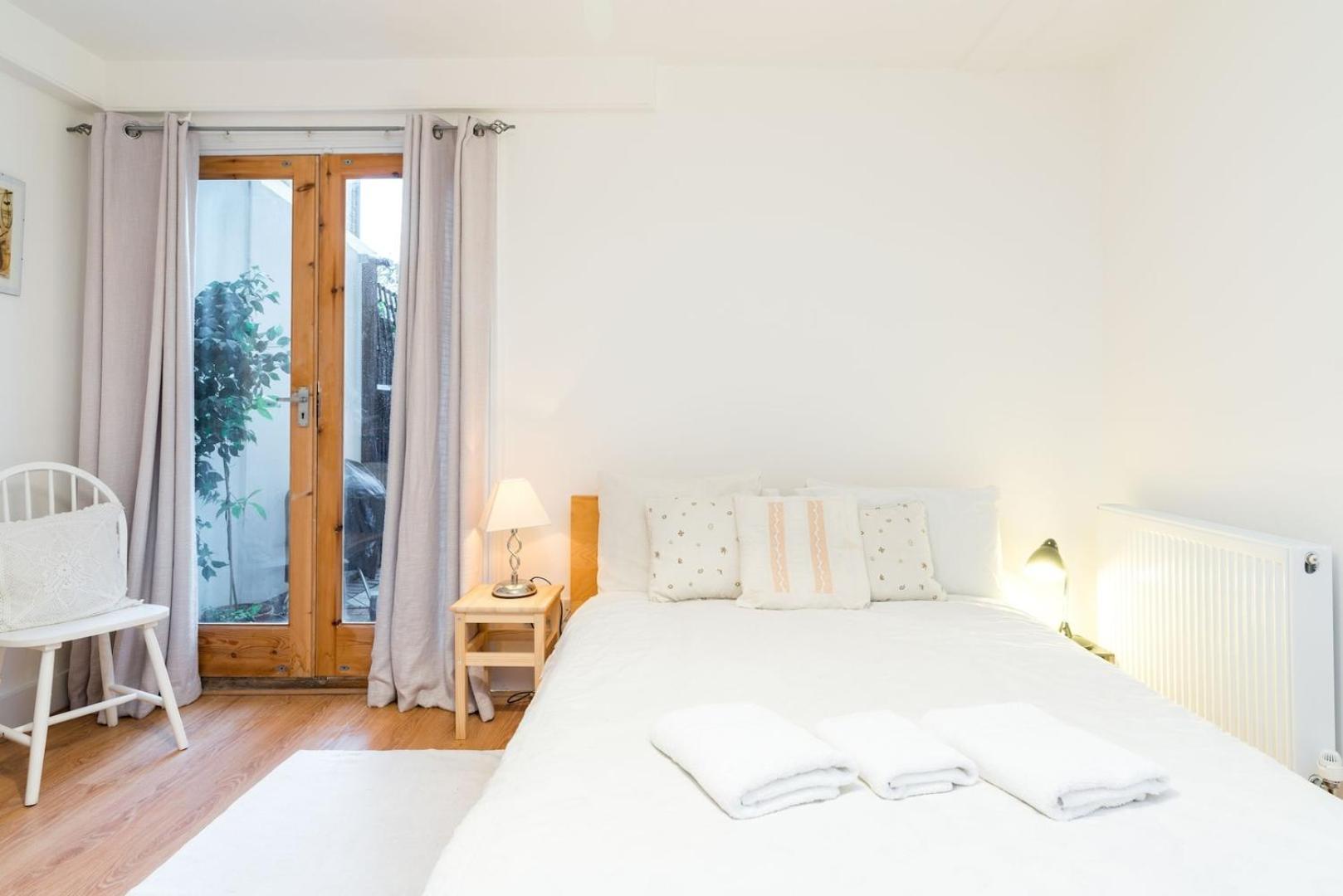 New Stylish 1 Bedroom Flat With Garden London Kültér fotó